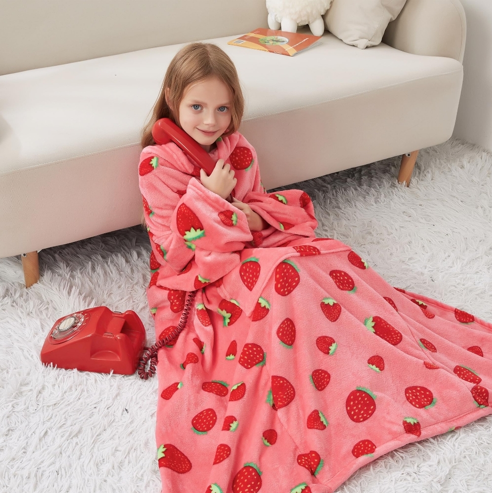 Strawberry Print KidsWearable Blanket- Pink